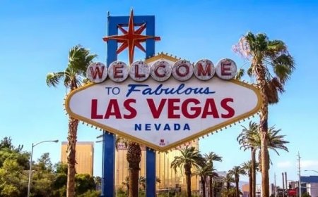 Living Life King Size at Las Vegas