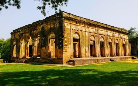 Lucknow Residency Brings History to Life with Spectacular Light and Sound Show