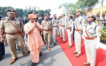 Uttar Pradesh Police Pays Tribute to Martyrs on Police Memorial Day