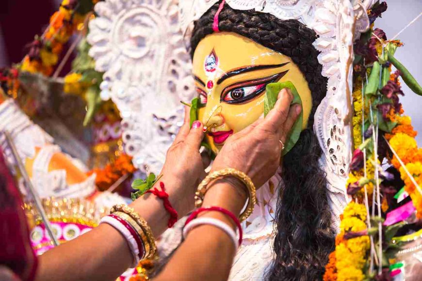 Garba Nights to Deepotsav Lights: Embracing the Festive Fervor