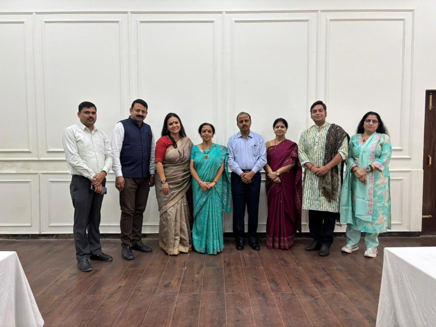 Birju Maharaj Kathak Sansthan top body meets