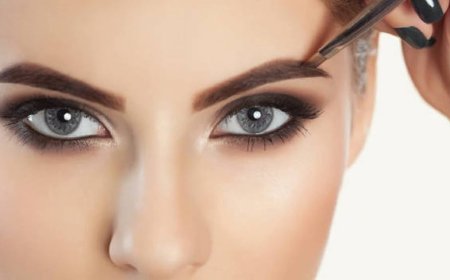 5 Natural Home Remedies to Make Thin Eyebrows Dark and Thick