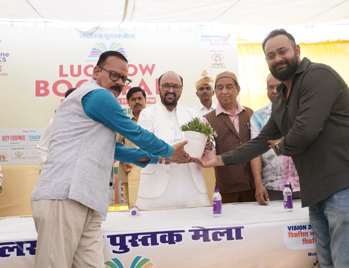 Pages Come Alive: Lucknow Book Fair Opens at Ravindralaya with Literature, Culture and Conversations